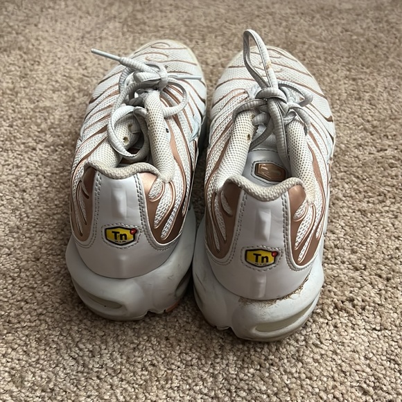 Nike Air Max Plus - Picture 3 of 6